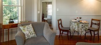 Hill House Hotel 3*